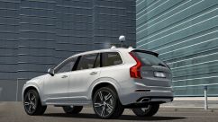 2017 Volvo XC90 T8 R-Design 5