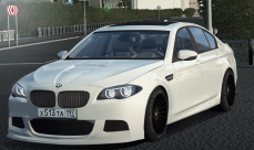 BMW M5 F10 4