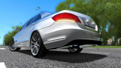 Mercedes-Benz E-Class 3